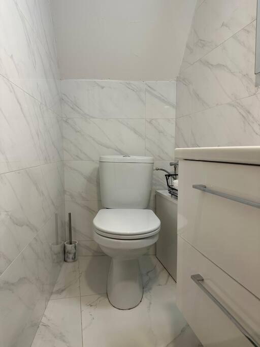 Apartment Avareen Verde Old-Town 150M To The Sea 로비니 외부 사진