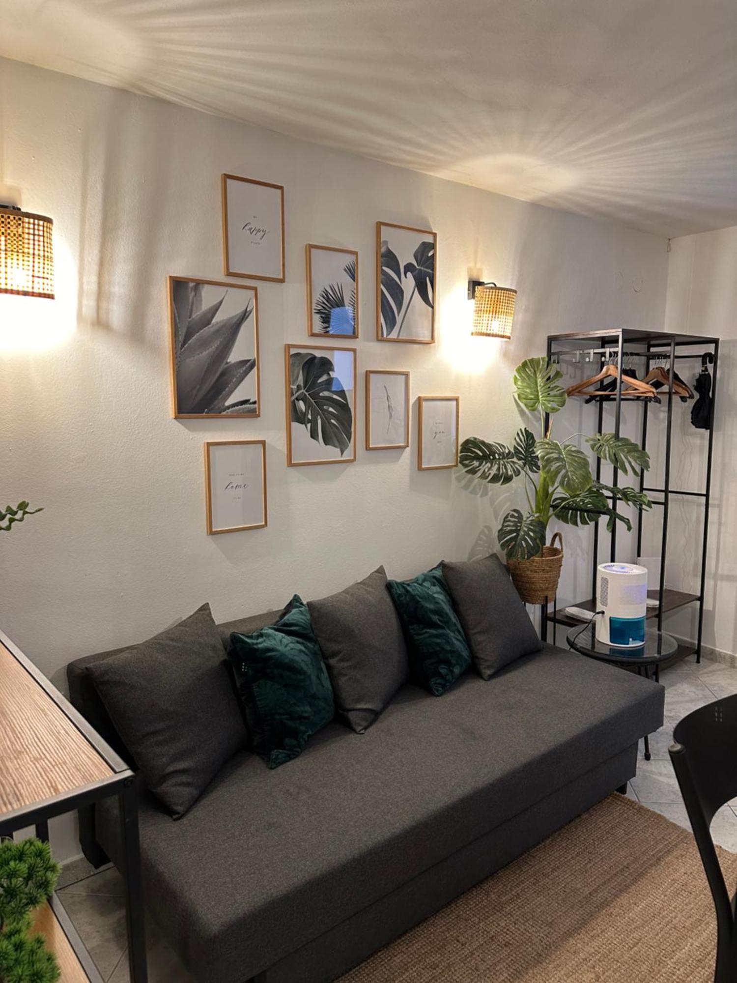 Apartment Avareen Verde Old-Town 150M To The Sea 로비니 외부 사진